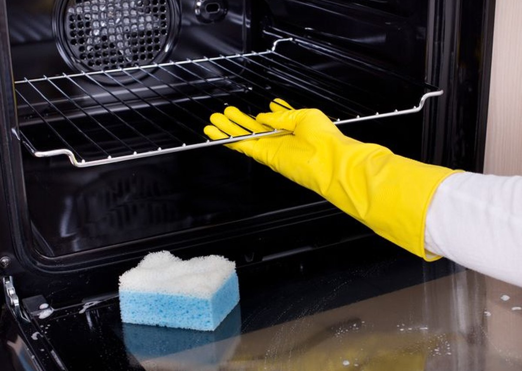 5 of the best oven cleaning services in Solingen – Thoroughly remove burnt-on dirt