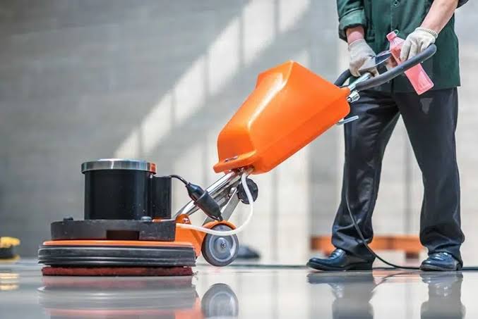 The 5 best floor polishing services in Solingen – bringing matte surfaces back to a shine
